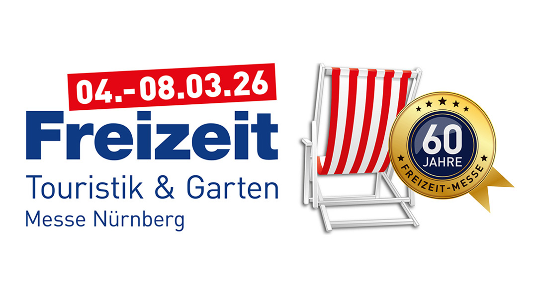 neben einem rot-weiß gestreiften Liegestuhl steht: 04.-08.03.2026, Freizeit Touristik & Garten, Messe Nürnberg